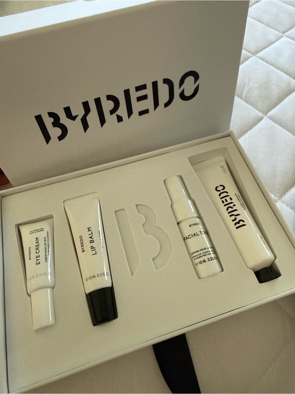 Byredo VIP Hydration Kit Gift Box - Picture 2 of 7
